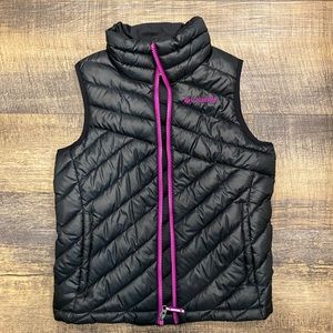NWOT girls Columbia puffer vest